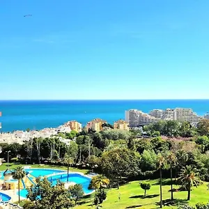 acogedorapartamentopiscina-vistas-terraza.hotelsinnerja.org/